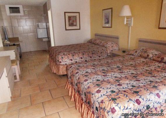 Rodeway Inn Лас Вегас Екстериор снимка